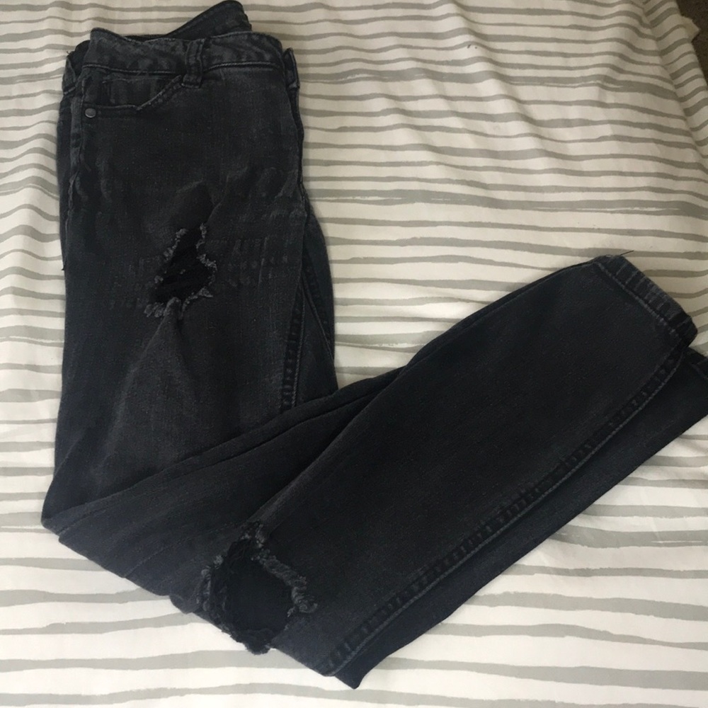 Black ripped jeans